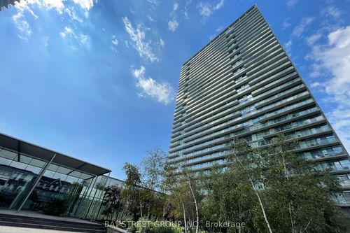 1510-105 The Queensway, Toronto, ON, M6S5B5 | Card Image