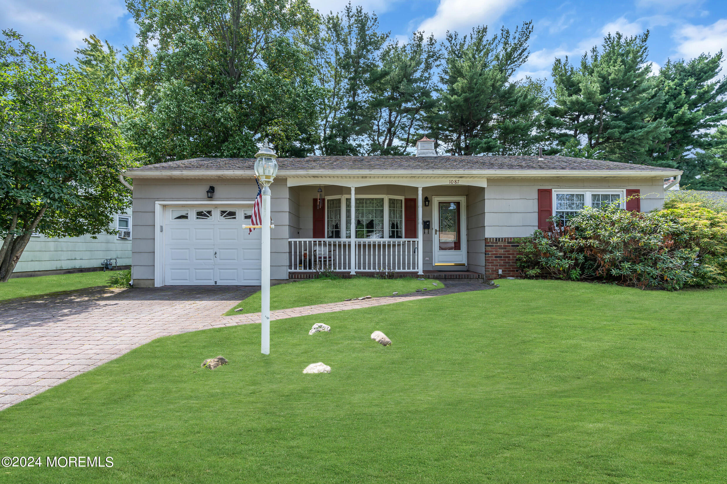 Edgebrook Dr, Toms River, NJ 08757