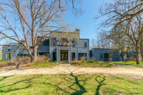 18212 Oak Grove Rd, Harvard, IL, 60033-9260 | Card Image