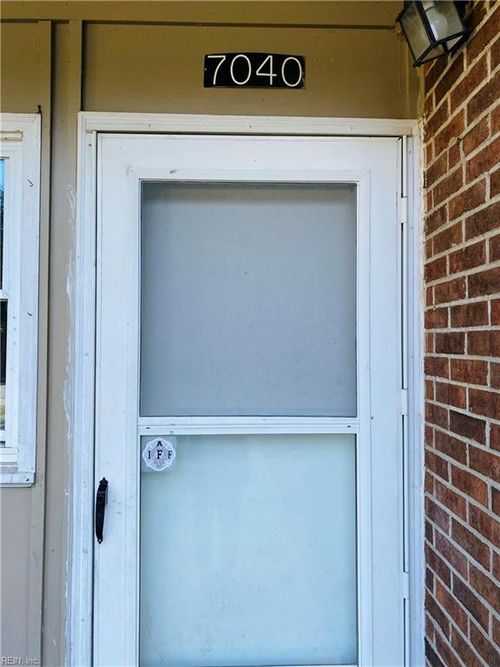 7040 Bray Rd, Hayes, VA, 23072-3434 | Card Image