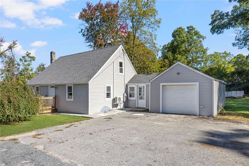 30 Uphill Ave, Warwick, RI, 02886-9636 | Card Image