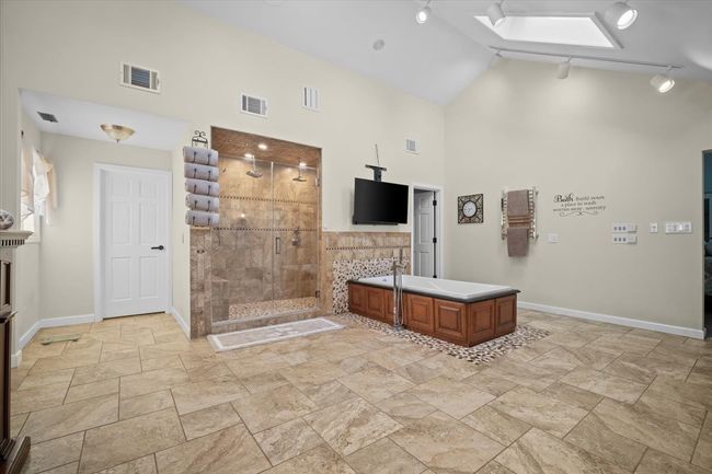 1810 Cardinal Ct, House other with 4 bedrooms, 6 bathrooms and 3 parking in Pontiac IL | Image 50