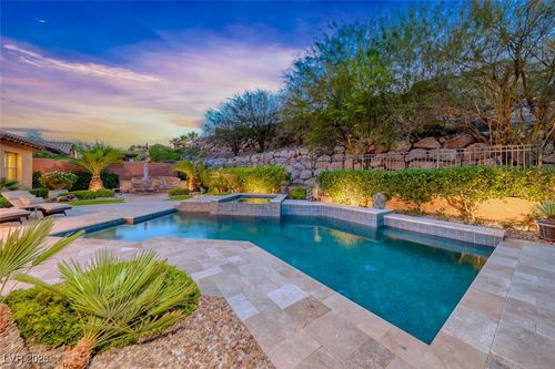 41 Moltrasio Ln, Henderson, NV, 89011-2813 | Card Image