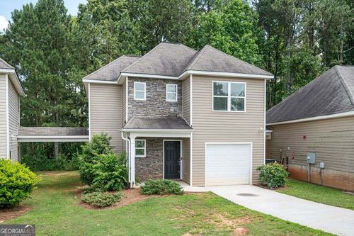 651 Carlton Pointe Dr, Palmetto, GA, 30268-2350 | Card Image