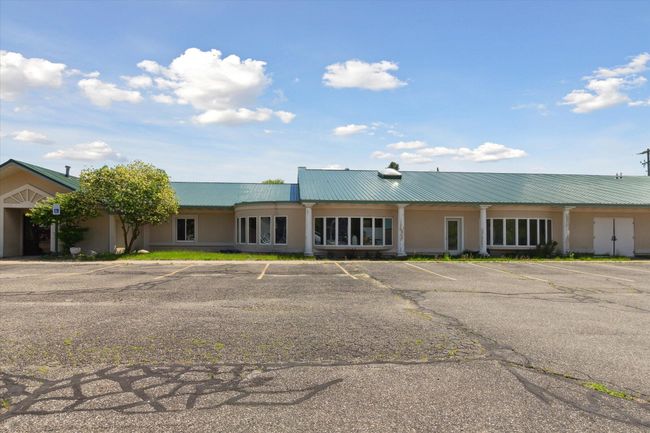 1380 Main St, Home with 0 bedrooms, 10 bathrooms and null parking in Edmore MI | Image 7