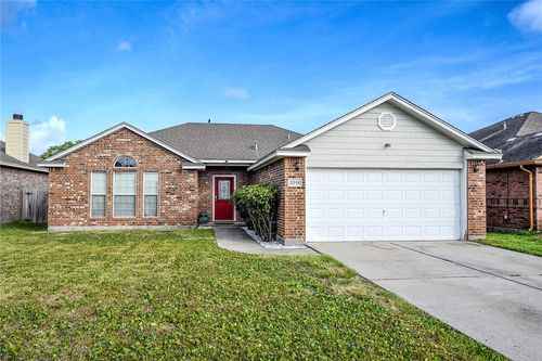 2318 Luzius Dr, Corpus Christi, TX, 78418-5466 | Card Image