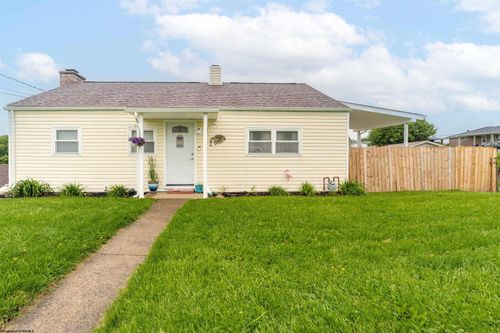 210 New York Ave, Westover, WV, 26501-4329 | Card Image