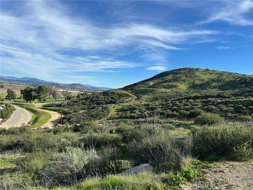 27277 Garbani Rd, Menifee, CA, 92584 | Card Image