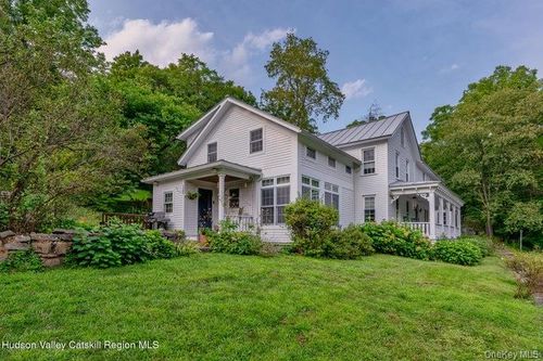 583 Swarte Kill Rd, New Paltz, NY, 12561-4501 | Card Image