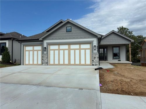 4815 Nw Martin Dr, Riverside, MO, 64151 | Card Image