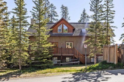 957 Lawrence Grassi Ridge, Canmore, AB, T1W2Z5 | Card Image