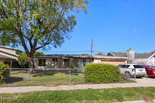 6289 Dana Ave, Simi Valley, CA, 93063-4431 | Card Image