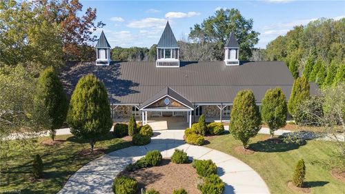 7910 Brooks Lake Rd, Browns Summit, NC, 27214-9797 | Card Image