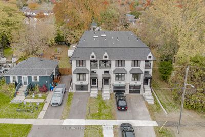 312 Anderson Ave, Home with 4 bedrooms, 4 bathrooms and 3 parking in Oshawa ON | Image 1