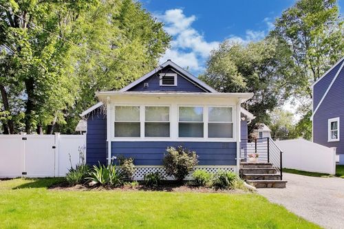 22 Douglas Rd, Ashland, MA, 01721-2010 | Card Image
