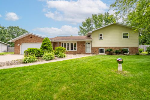 5985 Echo Rdg, Stevensville, MI, 49127-1321 | Card Image