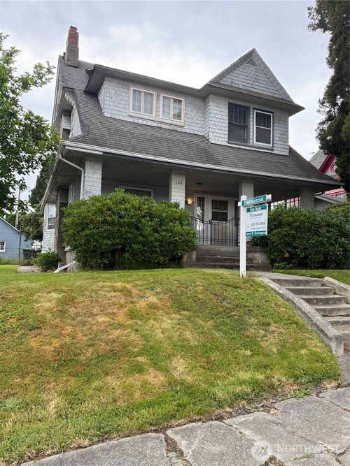 120 Avenue D, Snohomish, WA, 98290-2743 | Card Image