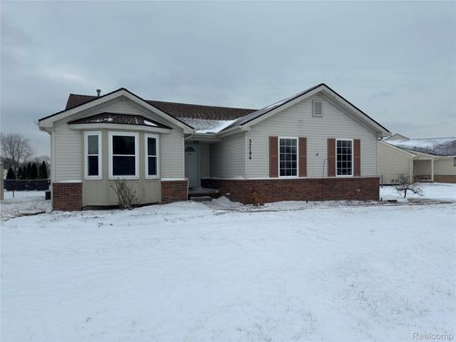 35786 Walden Ct, New Baltimore, MI, 48047-4358 | Card Image