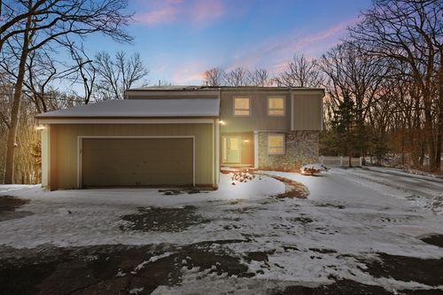 765 Old Smithfield Rd, North Smithfield, RI, 02896-8219 | Card Image