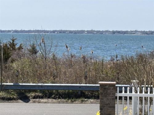 7 Grandview Dr, Shirley, NY, 11967-4205 | Card Image