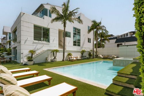5418 Pacific Ave, Marina del Rey, CA, 90292-7184 | Card Image