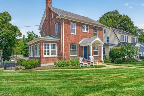 31 Frederick St, Morristown, NJ, 07960-2926 | Card Image
