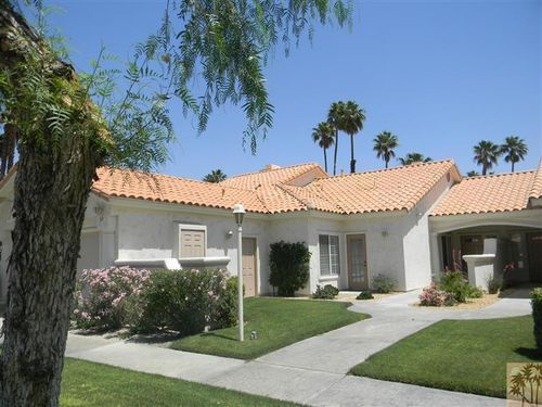 160 Desert Falls Cir, Palm Desert, CA, 92211-1748 | Card Image