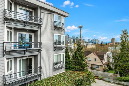 302-150 Valley Street, Seattle, WA, 98109 | Card Image