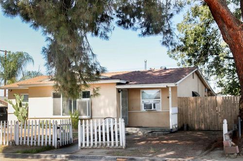 580 Kit Ave, Hemet, CA, 92543-2918 | Card Image