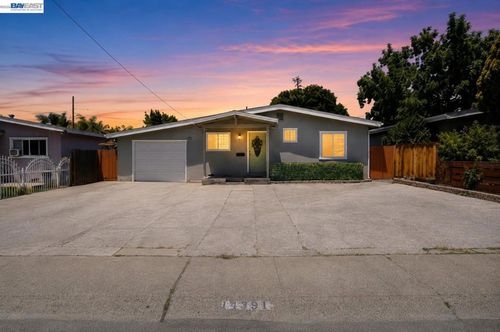 14391 Victoria Ct, San Jose, CA, 95127-3351 | Card Image