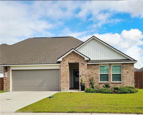 727 Lambot Ave, Zachary, LA, 70791-7548 | Card Image