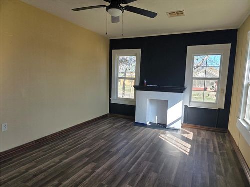 502 S 9th St, Chickasha, OK, 73018-3233 | Card Image