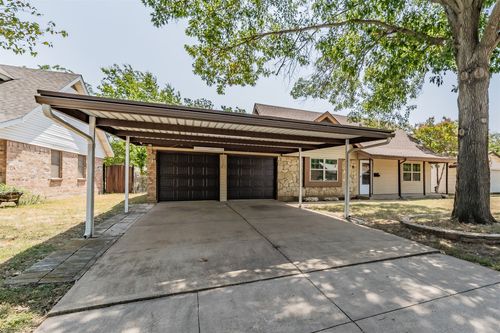 245 Pimlico Way, Saginaw, TX, 76179-2121 | Card Image