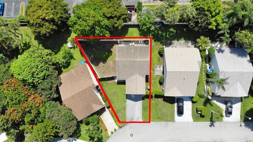 23 Peachtree Pl, Boynton Beach, FL, 33436-6708 | Card Image