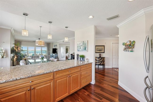 APT-2501 - 425 150 Th Ave, Condo with 3 bedrooms, 2 bathrooms and null parking in MADEIRA BEACH FL | Image 11