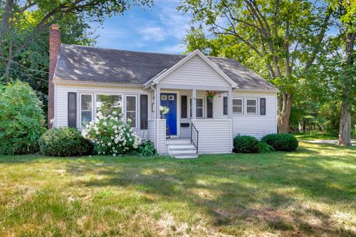 68 Jackson Ave, Rutland, VT, 05701-4550 | Card Image