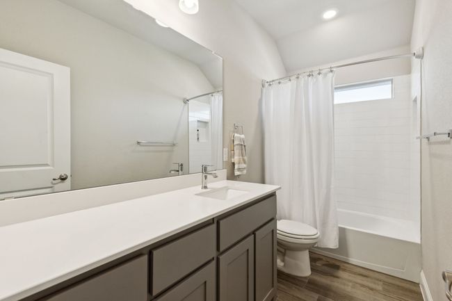 Full Bath No. 3 - Spacious Two Sink Bathroom Upstairs | Image 30