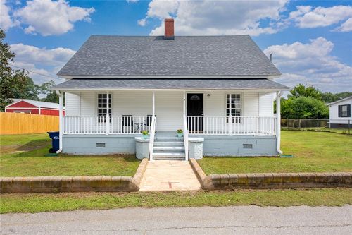 7 Mccaughrin St, Pelzer, SC, 29669-1751 | Card Image