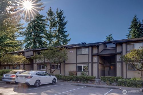 apt-e5-4715 176th St Sw, Lynnwood, WA, 98037-3418 | Card Image