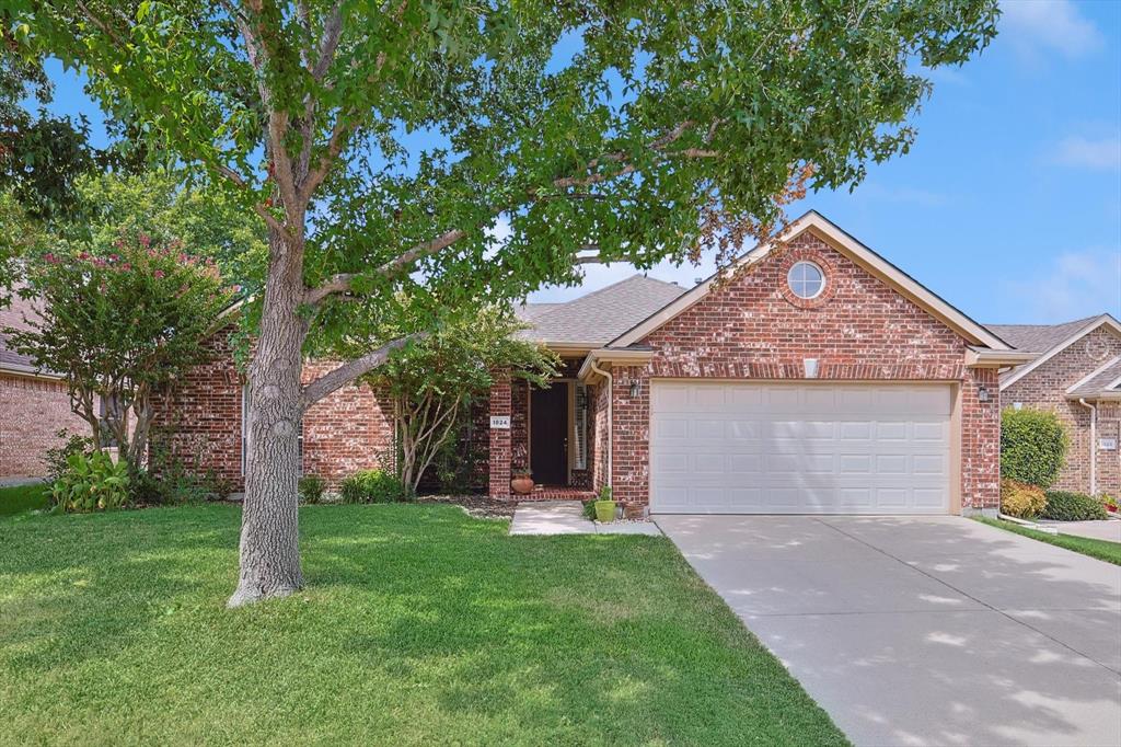 Honey Mesquite Ln, Flower Mound, TX 75028