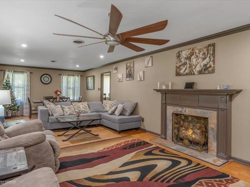 404 Laura St, Mansfield, LA, 71052-2124 | Card Image