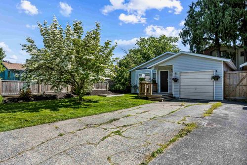8880 Allard St, Chilliwack, BC, V2P7L4 | Card Image
