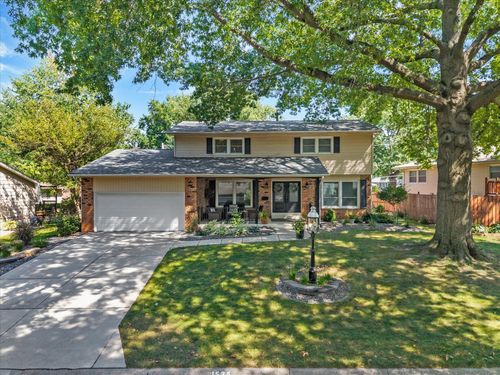 1535 Forest Hills Road, Bettendorf, IA, 52722 | Card Image