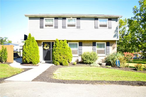 9021 Walnut St, Westmoreland City, PA, 15692-1215 | Card Image