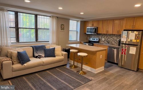 b2-212 Oakwood St Se, WASHINGTON, DC, 20032-1769 | Card Image