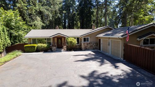 1 Beach Ln Sw, Lakewood, WA, 98498-5703 | Card Image
