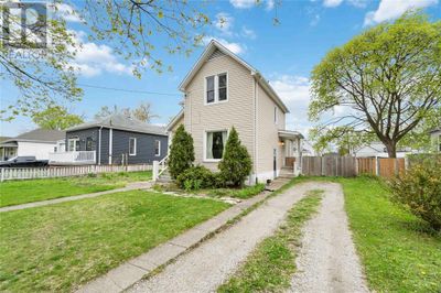 119 Samuel St, House other with 4 bedrooms, 2 bathrooms and null parking in Sarnia ON | Image 2