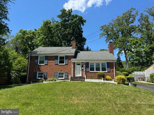 5313 Easton Dr, SPRINGFIELD, VA, 22151-3413 | Card Image