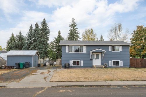 208 Holladay Dr, Cheney, WA, 99004-1109 | Card Image