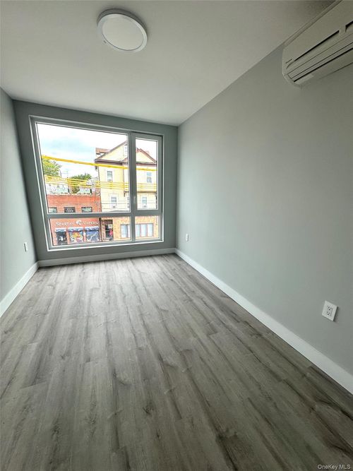 3b-20-22 College Point Blvd, College Point, NY, 11356-2223 | Card Image